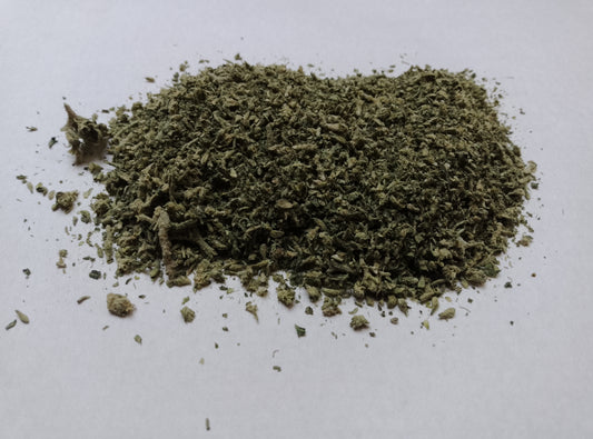 "Trim de fleur de chanvre CBG Green Haze, qualité outdoor, culture sol vivant, conversion vers le bio, Bretagne"